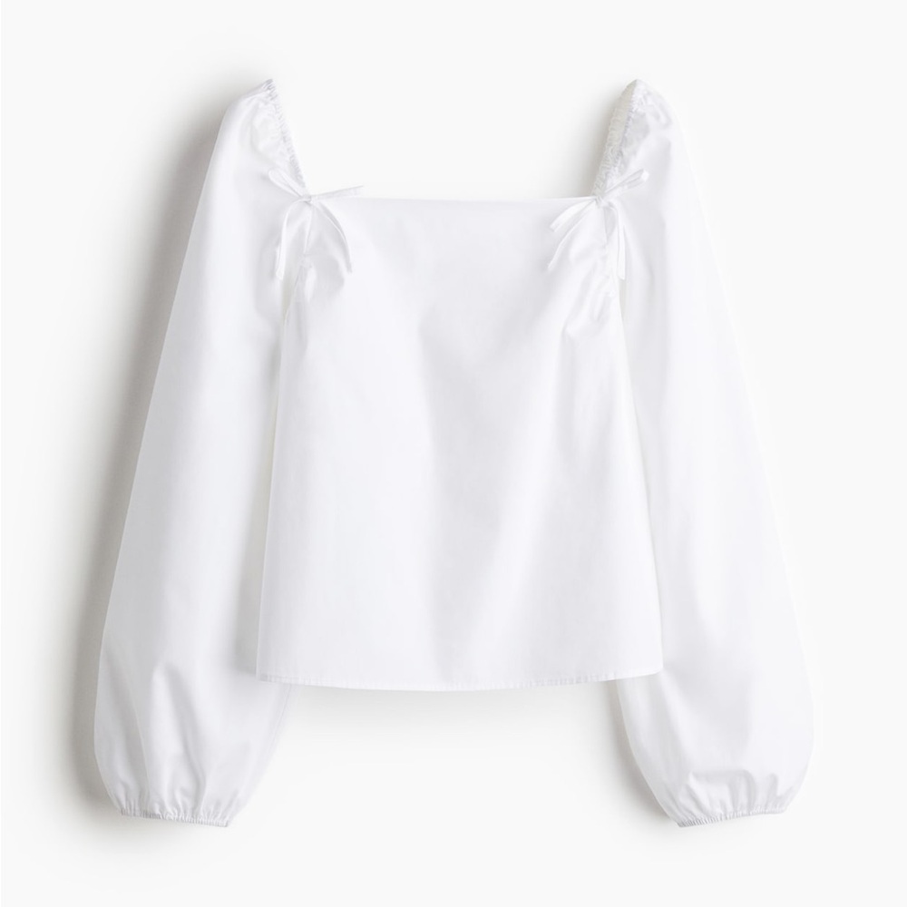 White Blouse with Balloon Sleeves and Square Neck